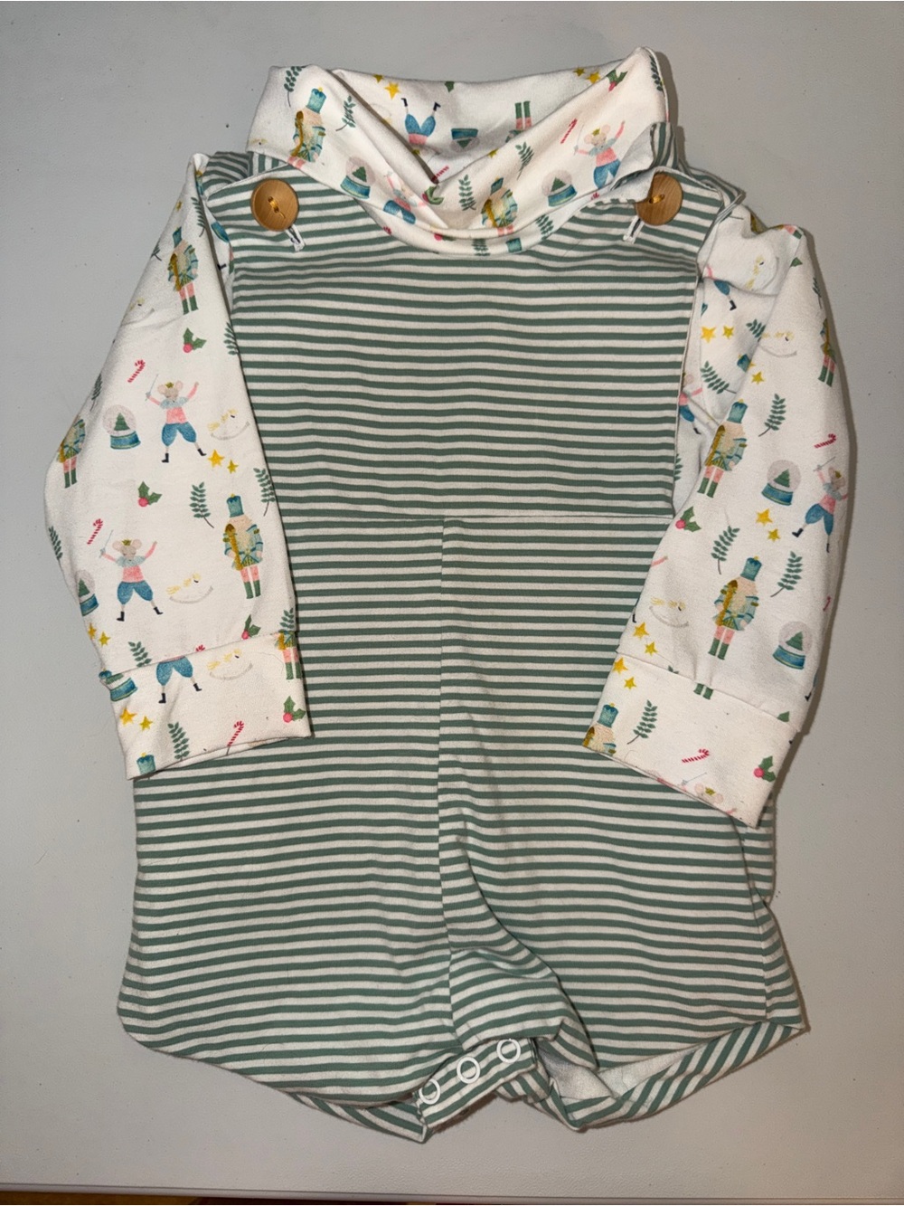 12m Cypress Row Christmas Turtle Neck & Jon Jon